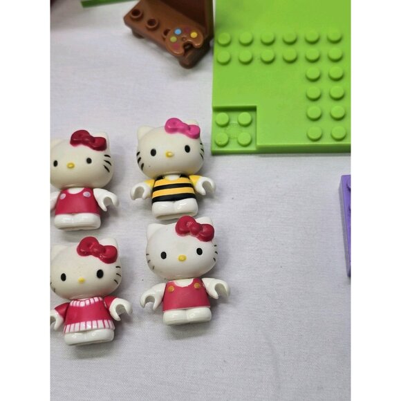 Sanrio Hello Kitty Lot of 10 Mini Figures And Assorted Mega Bloks - Picture 12 of 16